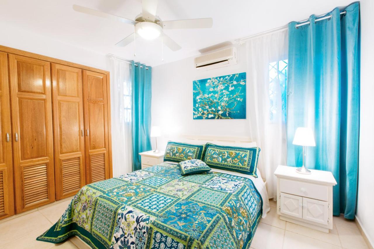Tropicana Suites Beach Club And Pool Πούντα Κάνα Εξωτερικό φωτογραφία